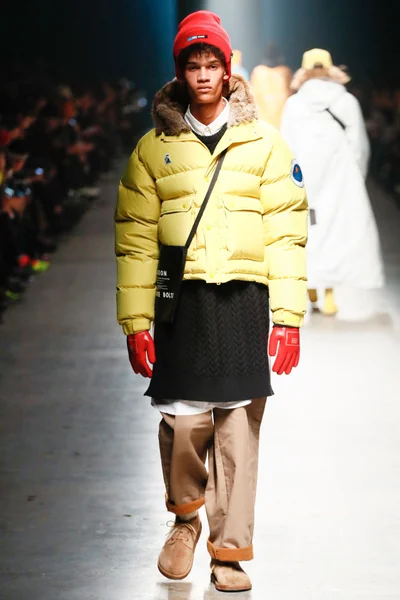 Look 20
